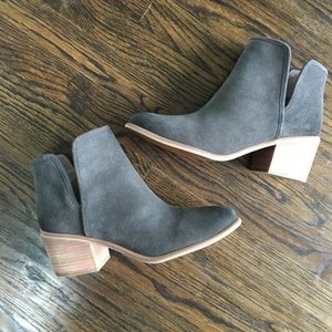 Hinge booties for sale